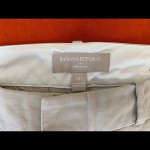 NWOT 6P Banana Republic Martin Fit Khakis
